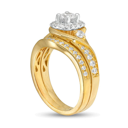 1.0 ct. Gesamtgewicht Diamant Brautset im Vintage-Stil mit Kissenschliff-Halo in 10K Gelbgold