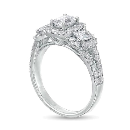 Dreistein-Verlobungsring mit Diamanten im Smaragdschliff 2.0 ct. Gesamtgewicht in 14K Weißgold