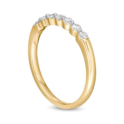 Memoire-Ring mit sieben Diamanten 0,25 ct. Gesamtgewicht in 10K Gelbgold