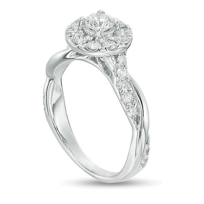 0.88 ct. Gesamtgewicht Diamant Halo Verlobungsring mit gedrehter Ringschiene in 10K Weißgold