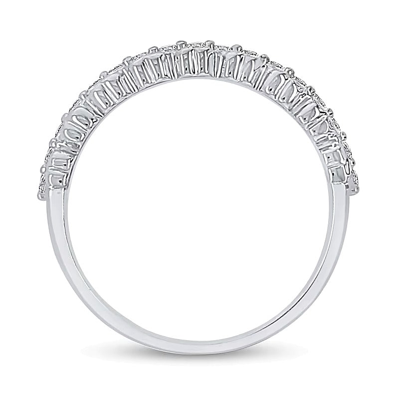0.2 ct. Gesamtgewicht Diamant Ring mit Herzen zum Stapeln in 10K Weißgold