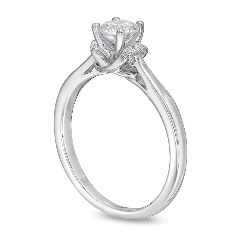 0.5 ct. Gesamtgewicht Diamant Solitär mit seitlichem Besatz Verlobungsring in 14K Weißgold (I/I2)