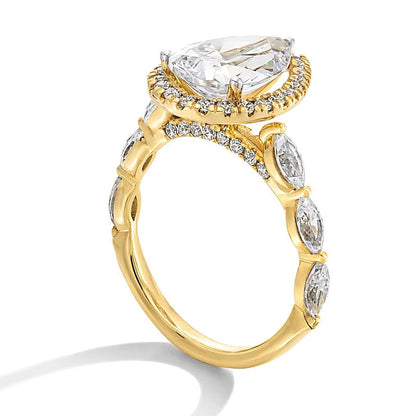 4.0 ct. Gesamtgewicht Halo-Verlobungsring mit tropfenförmigem Labordiamant in 14K Gelbgold (F/VS2)