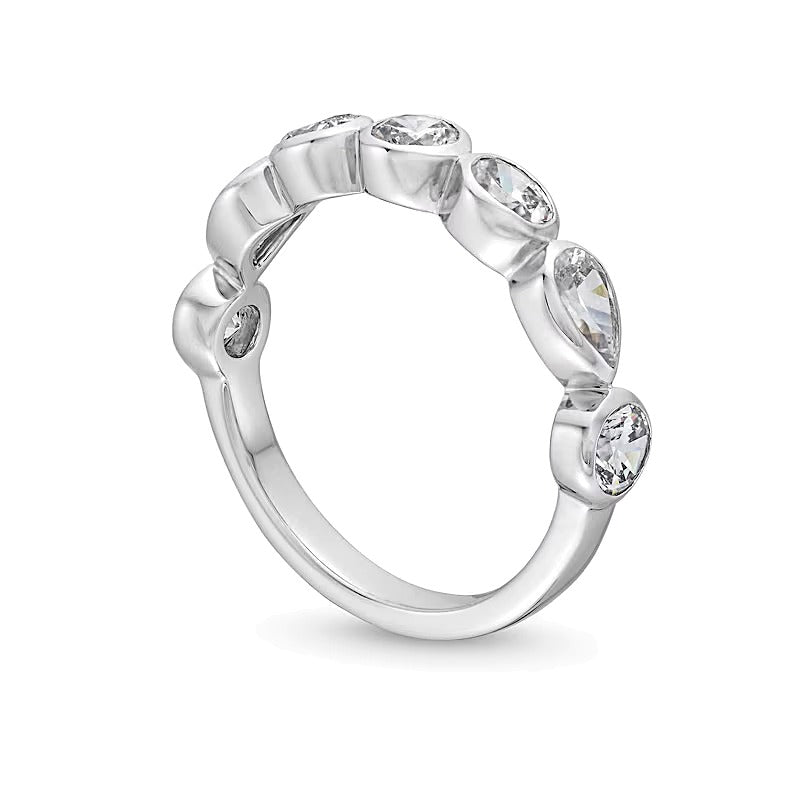 1,25 ct. Gesamtgewicht Memoire-Ring mit mehrförmigen Labordiamanten in Zargenfassung aus 14K Weißgold (F/VS2)