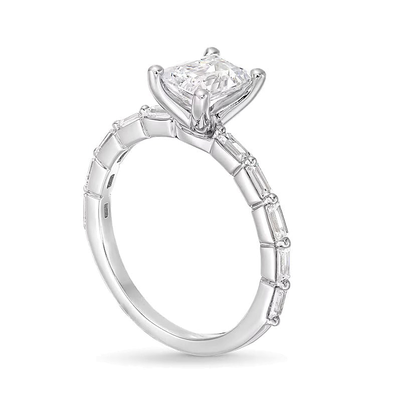 1.5 CT. Gesamtgewicht Labordiamant im Smaragdschliff Solitär mit seitlichem Besatz in 14K Weißgold (F/VS2)