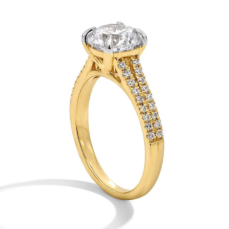 2.25 ct. Gesamtgewicht Labordiamant Verlobungsring Solitär mit seitlichem Besatz in 14K Gelbgold (F/VS2)