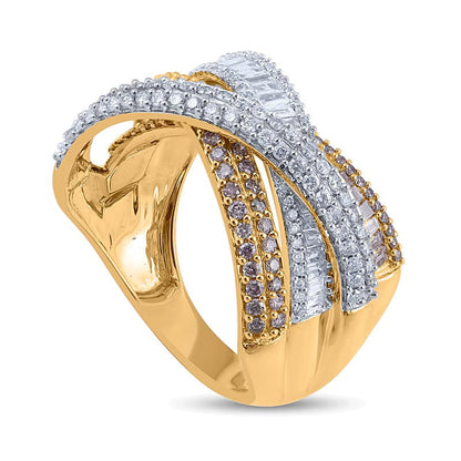 1.5 CT. Gesamtgewicht Ring mit champagnerfarbenen und weißen Diamanten im überkreuzten Layer-Design aus 10K Gelbgold