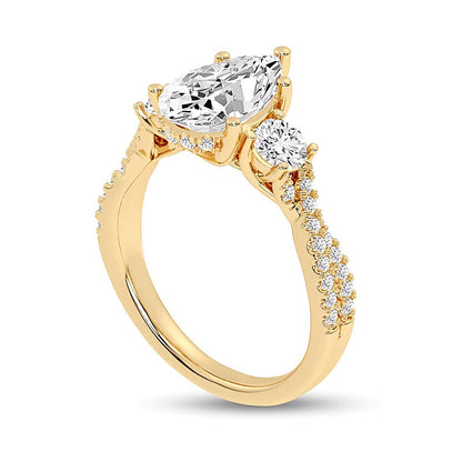2,75 ct. Gesamtgewicht Dreistein-Verlobungsring mit tropfenförmigen Labordiamanten in 14K Gelbgold (F/SI2)