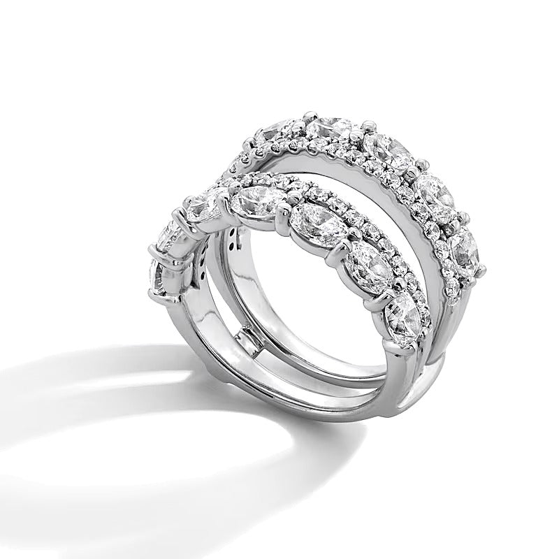 3.0 ct. Gesamtgewicht Labordiamant-Ring in oval und rund, zweireihiger Solitär-Enhancer aus 14K Weißgold (F/VS2)
