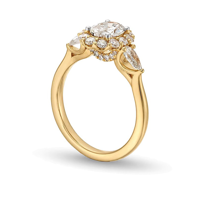 1.75 CT. Gesamtgewicht Verlobungsring mit ovalem Diamant, Halo und Blattseiten aus 14K Gelbgold