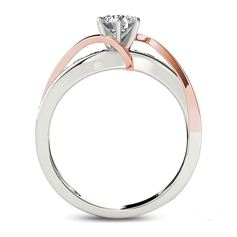 0.75 ct. Gesamtgewicht Diamant Solitär mit seitlichem Besatz Verlobungsring in 14K Gold zweifarbig