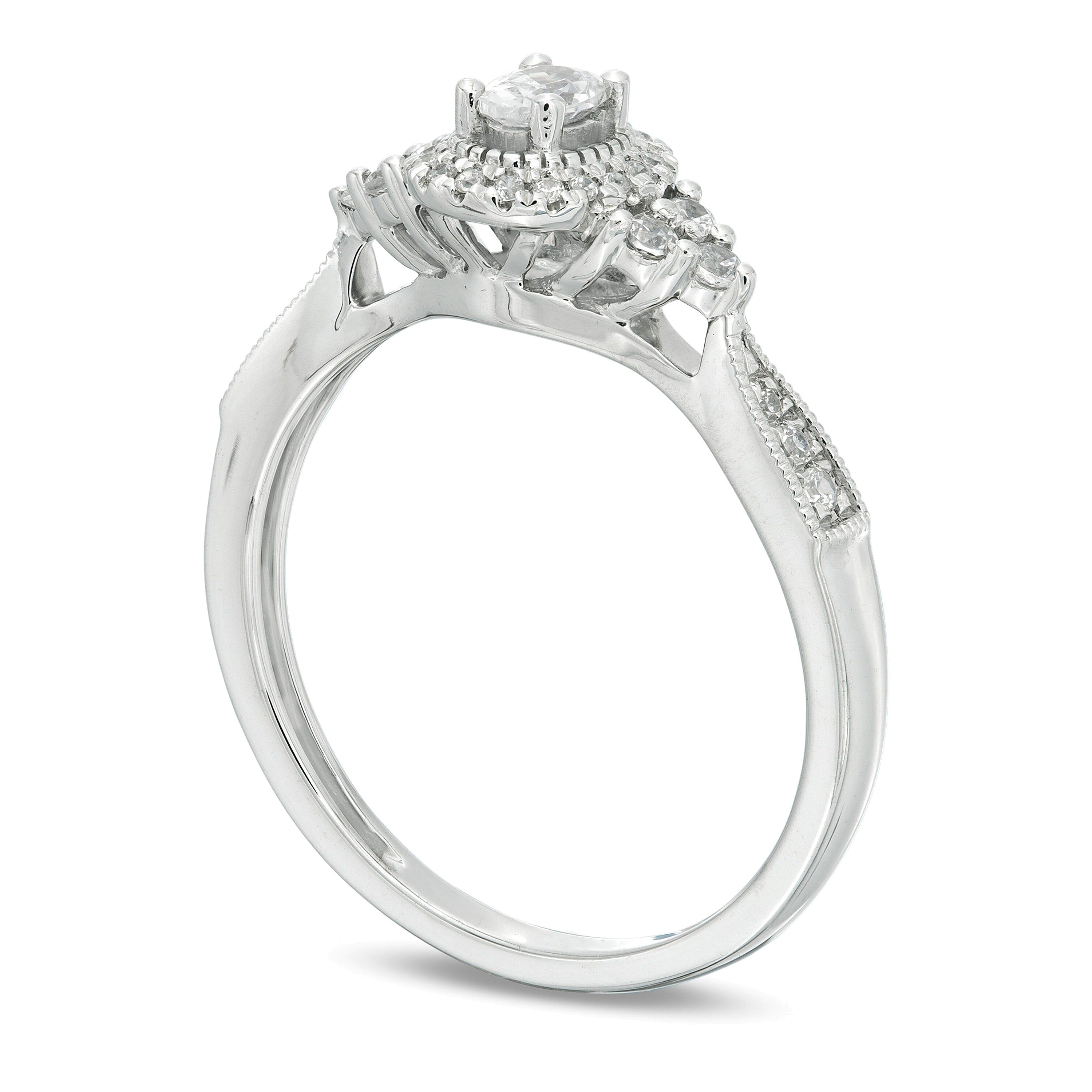 0,33 ct. Gesamtgewicht Verlobungsring im Vintage-Stil mit ovalem Diamant-Halo und seitlichem Diamantbesatz in 10K Weißgold