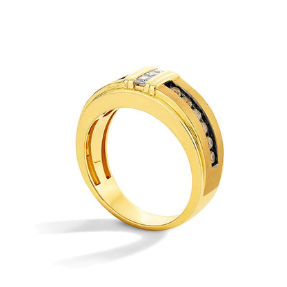 0.63 ct. Gesamtgewicht runder brauner Diamant und weißer Diamant im Square-Schliff Ring in 10K Gelbgold