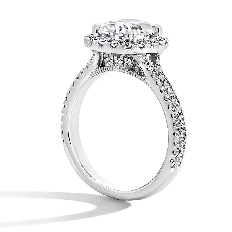 2.63 ct. Gesamtgewicht Halo-Ring mit Labordiamanten im Kissenschliff und rund in 14K Weißgold (F/VS2)