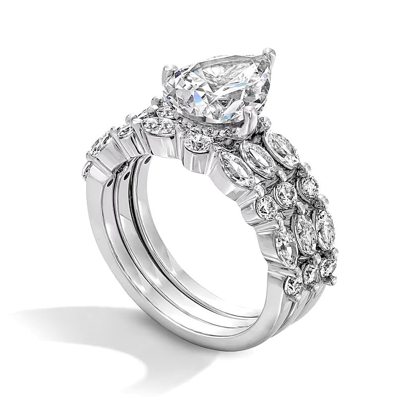 3,33 ct. Gesamtgewicht Braut-Set mit tropfenförmigen Labordiamanten in 14K Weißgold (F/VS2)