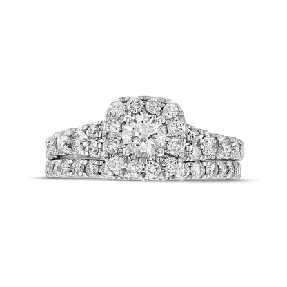 1.5 ct. Gesamtgewicht Diamant Brautset mit Kissenschliff-Halo und geteilter Schiene in 10K Weißgold