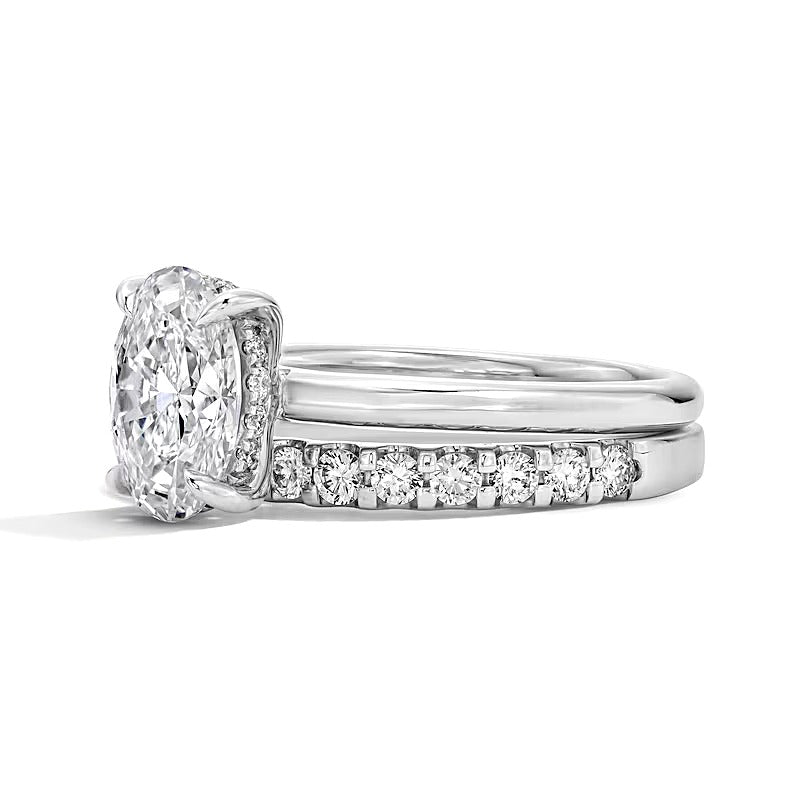 2.0 ct. Gesamtgewicht Braut-Set mit Labordiamanten in Oval- und Rundschliff in 14K Weißgold (F/VS2)