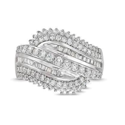 Ring mit Diamanten 1.0 ct. Gesamtgewicht in 10K Weißgold