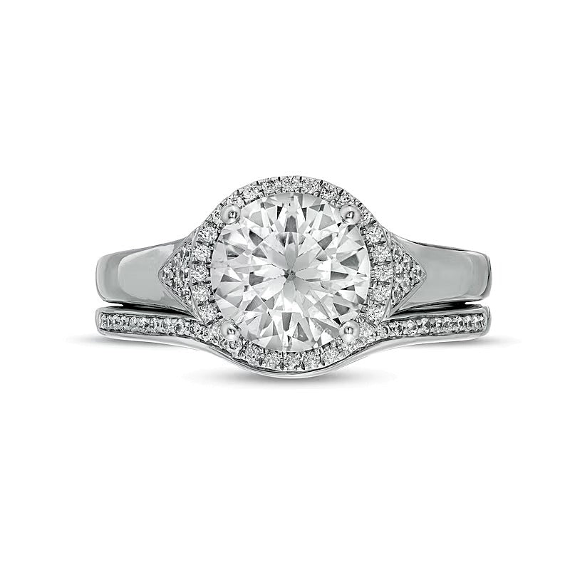 8,0mm weißer Labor-Saphir und 0,2 ct. Gesamtgewicht Diamant Braut-Set mit Halo und Chevron-Besatz aus rhodiniertem Sterlingsilber