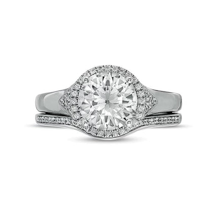 8,0mm weißer Labor-Saphir und 0,2 ct. Gesamtgewicht Diamant Braut-Set mit Halo und Chevron-Besatz aus rhodiniertem Sterlingsilber