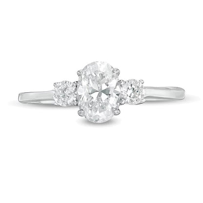 1.0 CT. TW Dreistein-Verlobungsring mit Diamanten in Oval und rund in 14K Weißgold