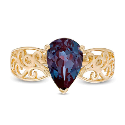 Fashion-Ring mit tropfenförmigem Alexandrit in 10K Gelbgold