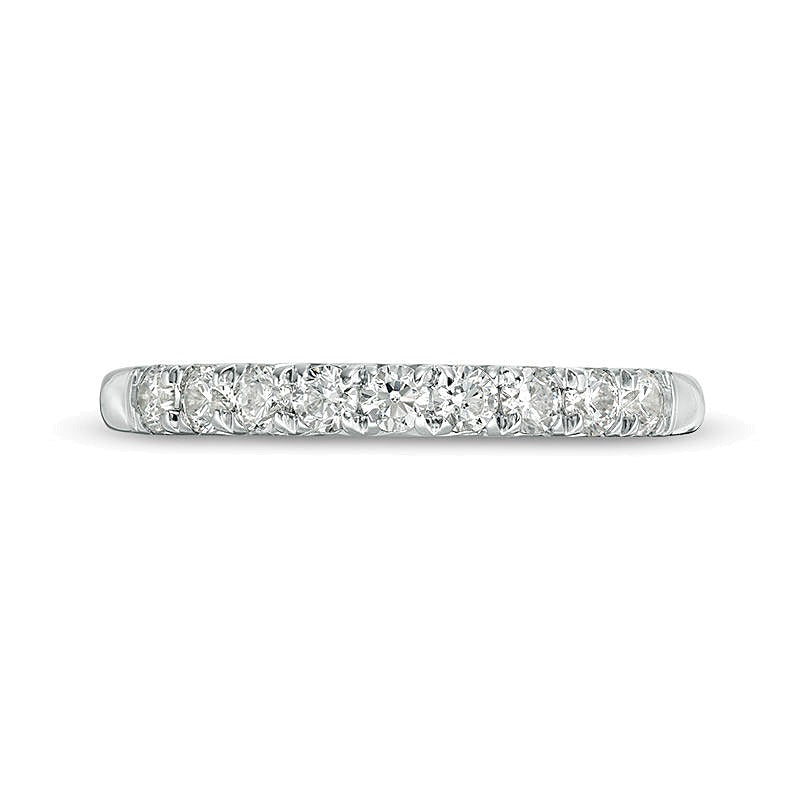 Memoire-Ring mit 0,38 ct. Gesamtgewicht und neun weißen Diamanten im Rundschliff in 10K Weißgold