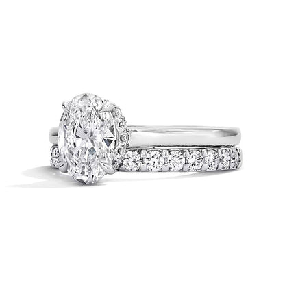 2.0 CT. TW Braut-Set mit ovalem Labordiamant und verstecktem Rahmen in 14K Weißgold (F/VS2)