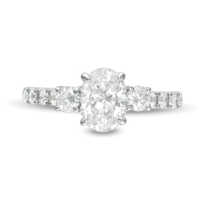 1,75 ct. Gesamtgewicht Dreistein-Verlobungsring mit Diamanten in Oval und rund in 14K Weißgold