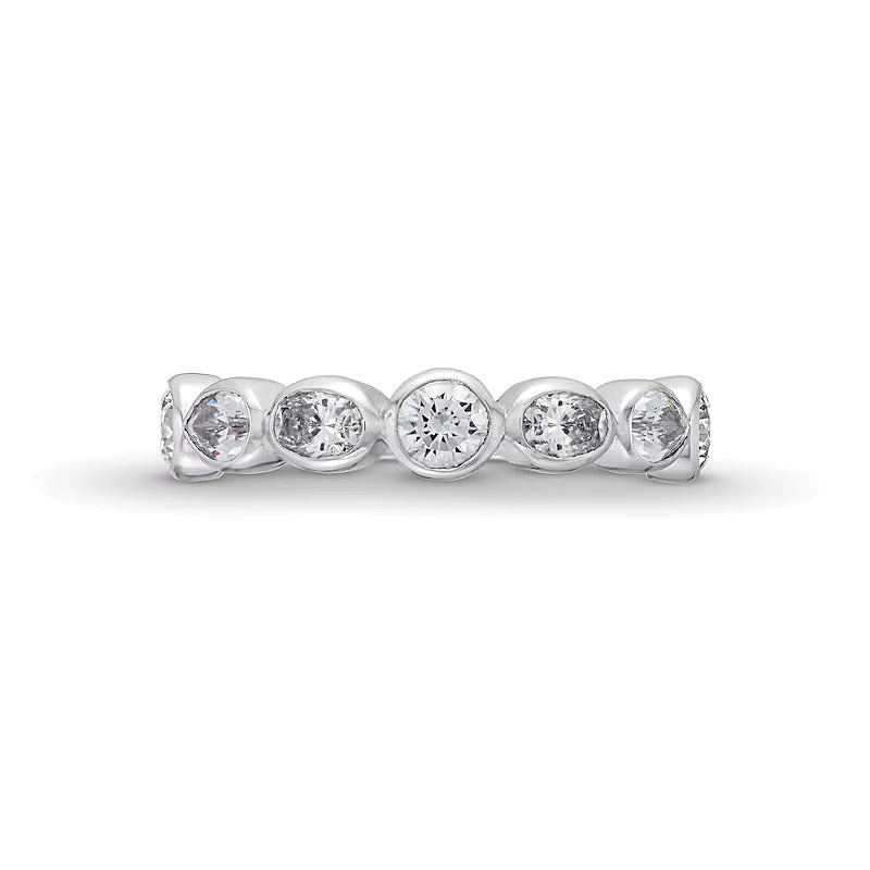 1,25 ct. Gesamtgewicht Memoire-Ring mit mehrförmigen Labordiamanten in Zargenfassung aus 14K Weißgold (F/VS2)