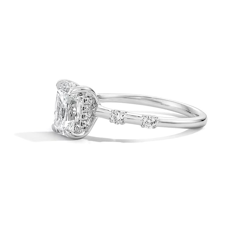 1,75 CT. Gesamtgewicht Verlobungsring mit Labordiamant im Radiant-Schliff, Solitär mit seitlichem Besatz, in 14K Weißgold (F/VS2)