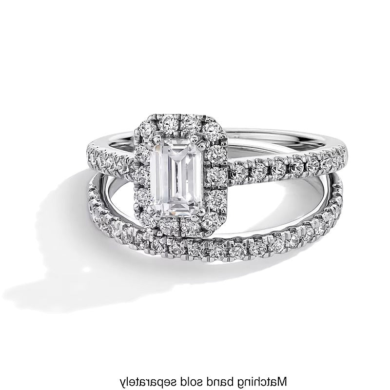 Verlobungsring 1.0 ct. Gesamtgewicht mit Labordiamanten im Smaragdschliff und Halo in 14K Weißgold (F/SI2)
