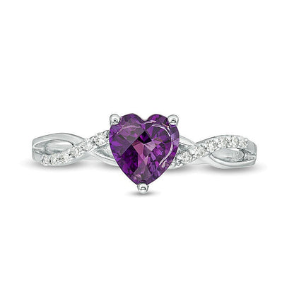 Ring mit herzförmigem Amethyst 6,0 mm und Diamanten 0,05 ct. Gesamtgewicht mit gedrehter Ringschiene in 10K Weißgold