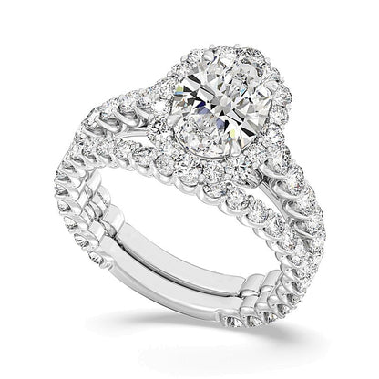 Halo-Verlobungsring mit ovalem Labordiamant 4,75 ct. Gesamtgewicht in 14K Weißgold
