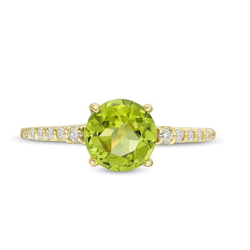 7,0 mm Peridot und 0,13 ct. Gesamtgewicht Diamant Solitär mit seitlichem Besatz in 10K Gelbgold
