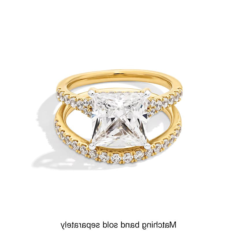 4,5 ct. Gesamtgewicht Verlobungsring Solitär mit seitlichem Besatz mit Labordiamant im Princess-Schliff in 14K Gelbgold (F/SI2)