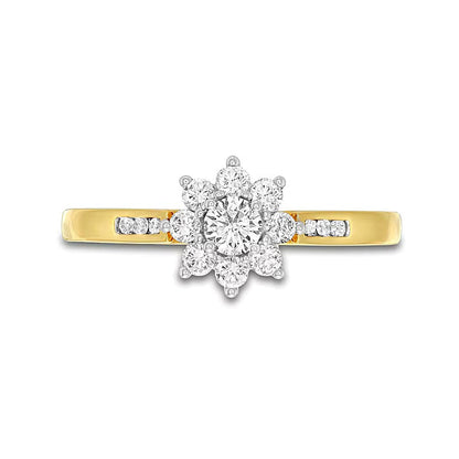 0.5 CT. Gesamtgewicht Diamant Halo Verlobungsring mit kanalgefasster Ringschiene in 10K Gelbgold (J/I3)