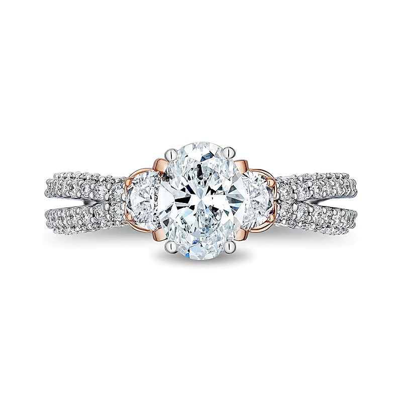 2,25 ct. Gesamtgewicht Solitär mit seitlichem Besatz Verlobungsring mit ovalem Labordiamant in 14K Bicolor-Gold