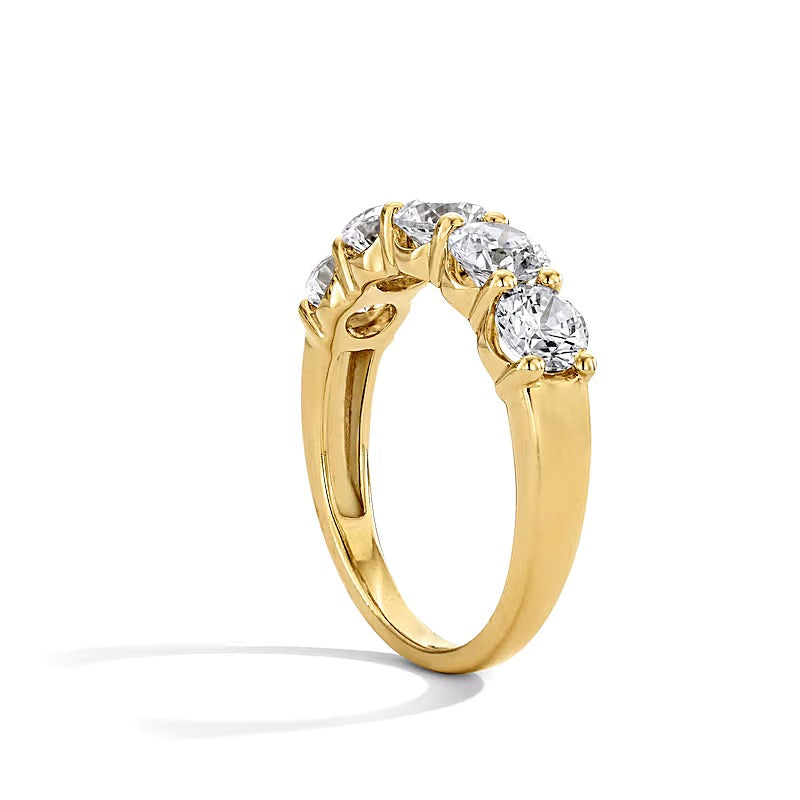 2.0 ct. Gesamtgewicht Memoire-Ring mit fünf Labordiamanten in 10K Gelbgold (F/VS2)