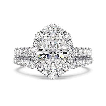 Halo-Verlobungsring mit ovalem Labordiamant 4,75 ct. Gesamtgewicht in 14K Weißgold