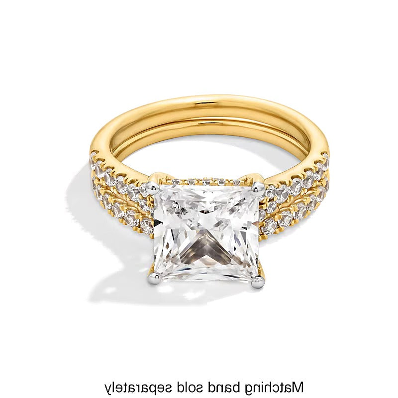 4,5 ct. Gesamtgewicht Verlobungsring Solitär mit seitlichem Besatz mit Labordiamant im Princess-Schliff in 14K Gelbgold (F/SI2)