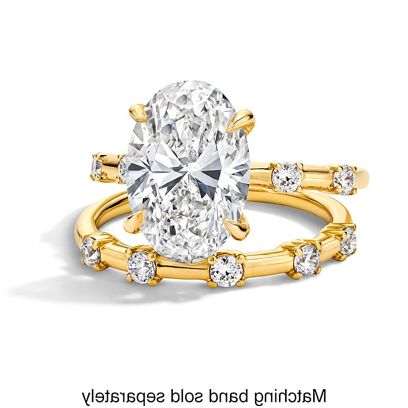4.25 CT. Gesamtgewicht Solitär mit seitlichem Besatz Verlobungsring mit ovalem Labordiamant in 14K Gelbgold (F/VS2)