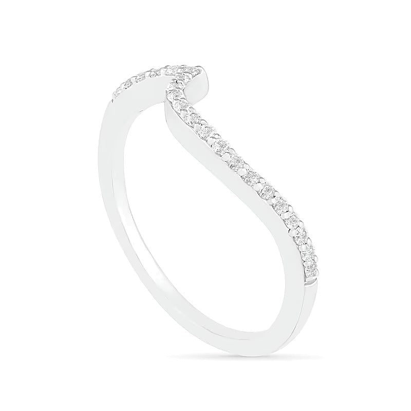 Braut-Set mit ovalem Labor-Smaragd und weißen Saphiren, seitlicher Besatz, Double-Bypass-Split-Shank, in rhodiniertem Sterlingsilber