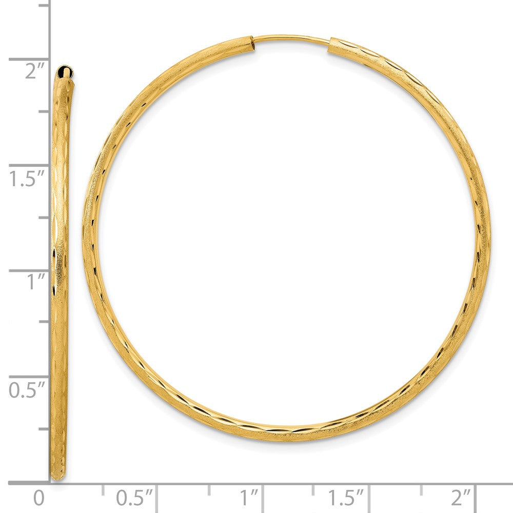 14K Gelbgold 2.00x50mm Poliert und Satiniert Diamantiert Endlos Röhre Creolen