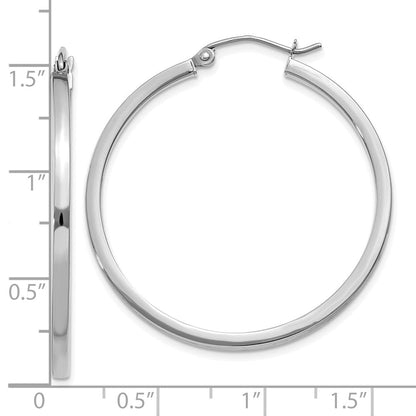 10K Weißgold 2mm Quadratisch Röhre Creolen