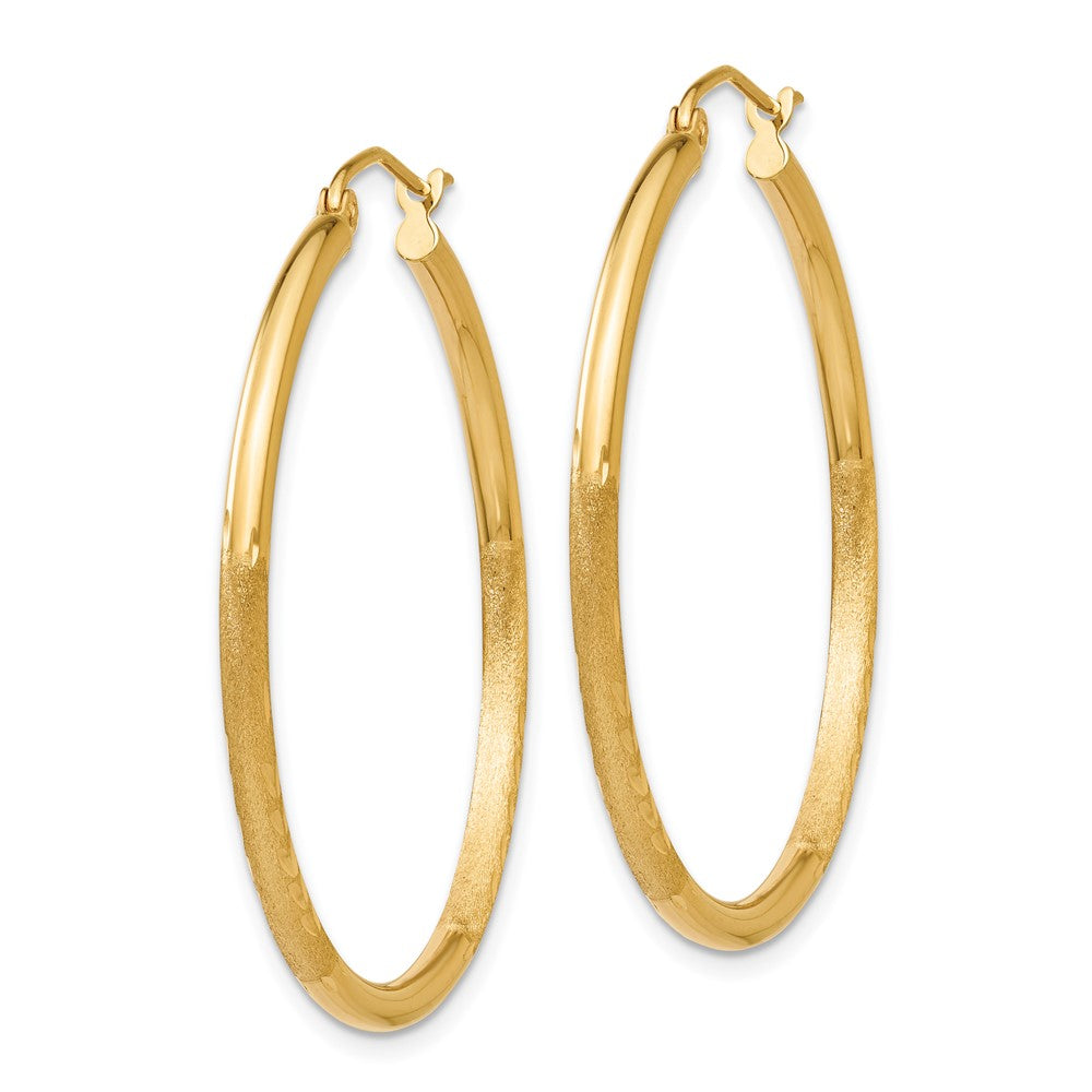 10K Gelbgold Satiniert und Diamantiert 2mm Rund Röhre Creolen