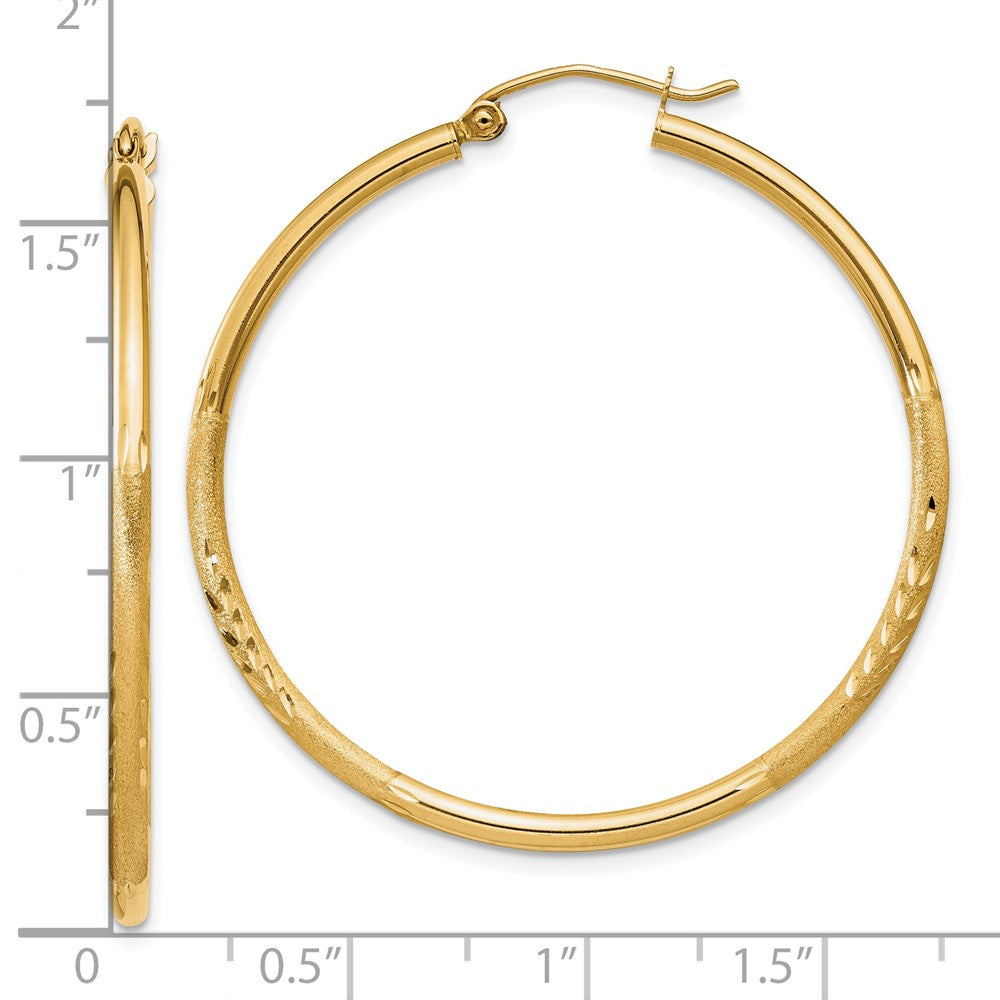 10K Gelbgold Satiniert und Diamantiert 2mm Rund Röhre Creolen