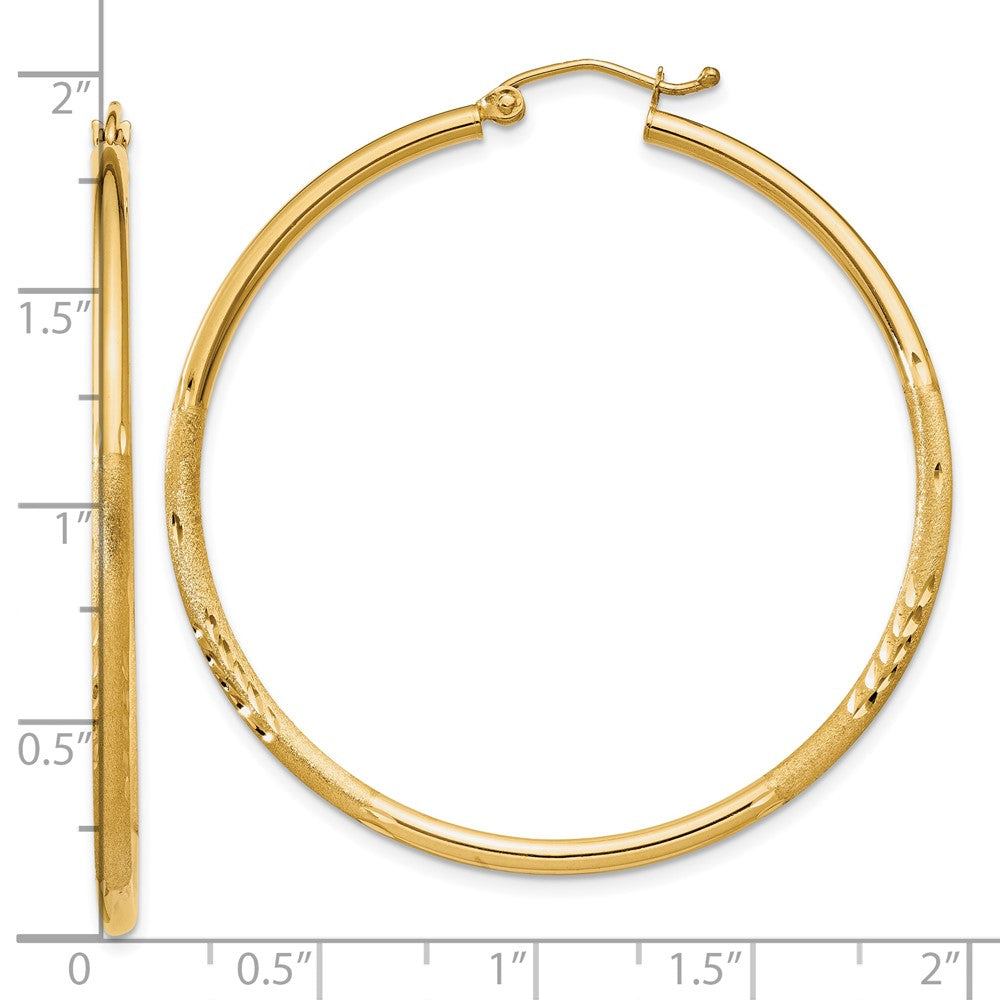 10K Gelbgold Satiniert und Diamantiert 2mm Rund Röhre Creolen