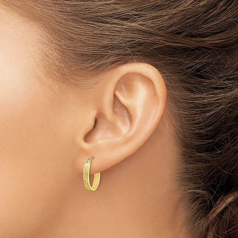 10K Gelbgold Gebürstet Diamantiert Oval Creolen