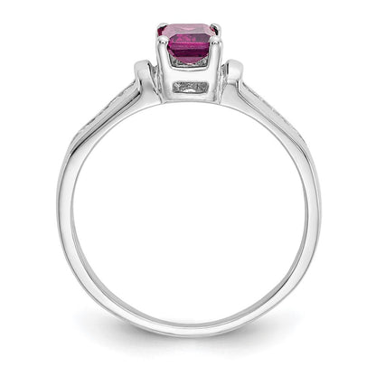 10K Weißgold Ring mit Rhodolith-Granat und 0,08 ct. Diamant
